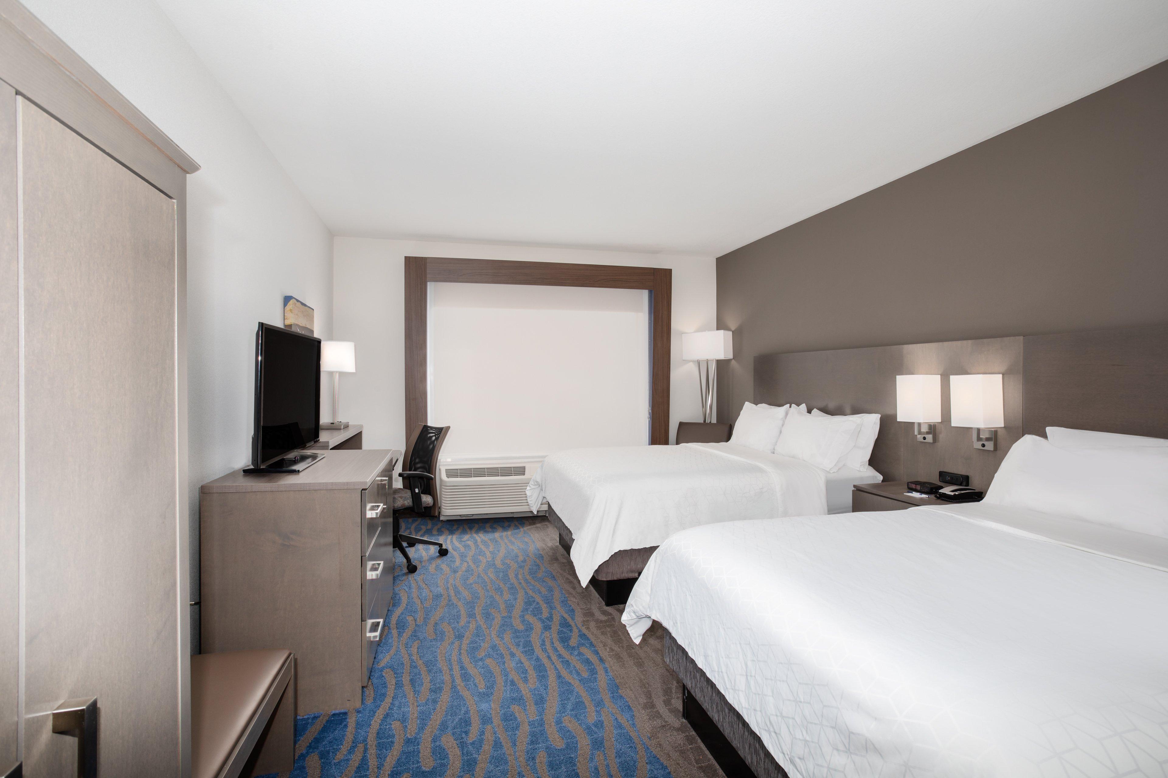 Holiday Inn Express & Suites Great Bend By Ihg Exterior foto